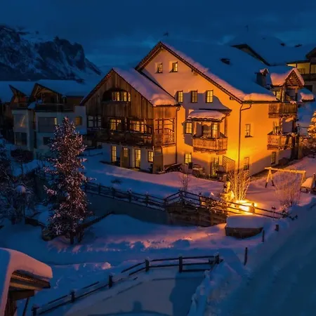 Dolomites Ciasa Vally